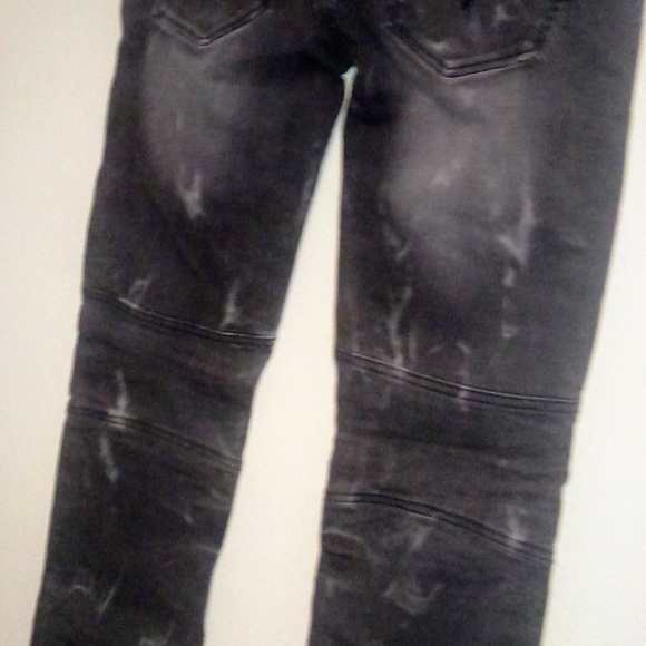 Worn Once Machine Jeans - Picture 2 of 4